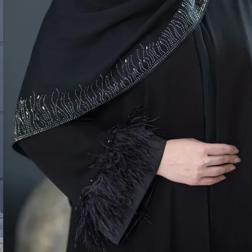 مانتوعبایی آستین پر